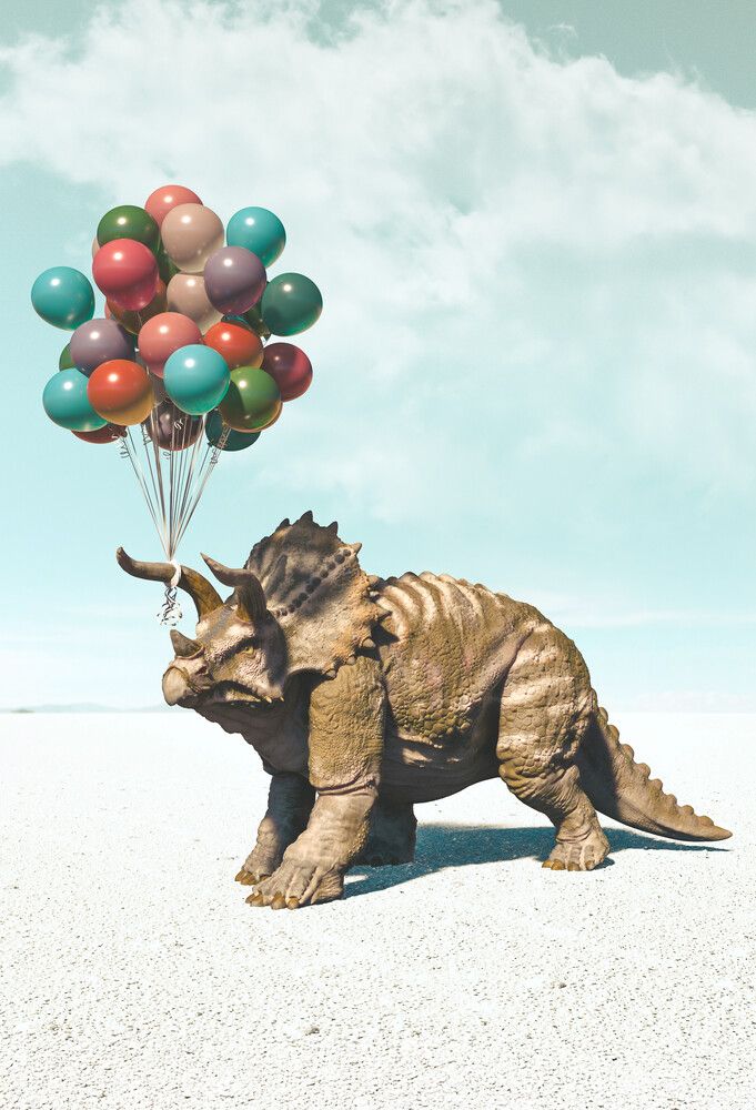 Dinosaur Triceratops Vertical